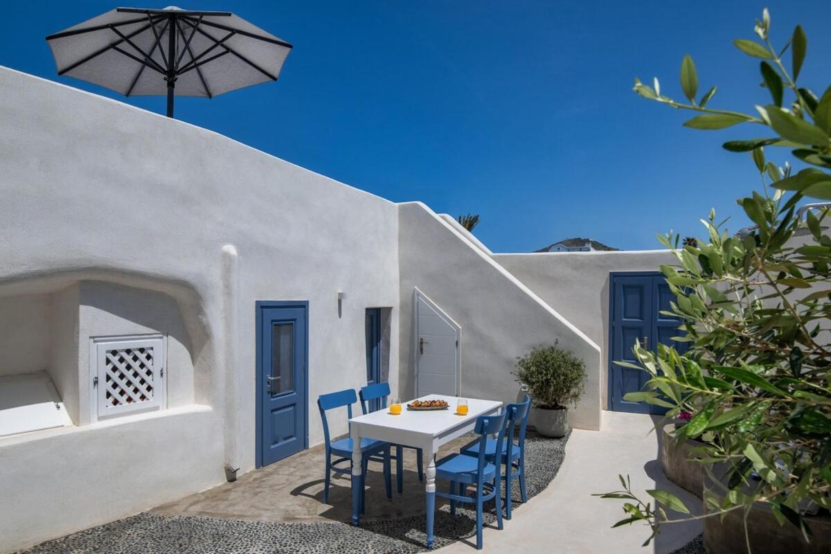 Villa Gilbert'S Cave With Cave Jacuzzi Megalochori  Exterior foto