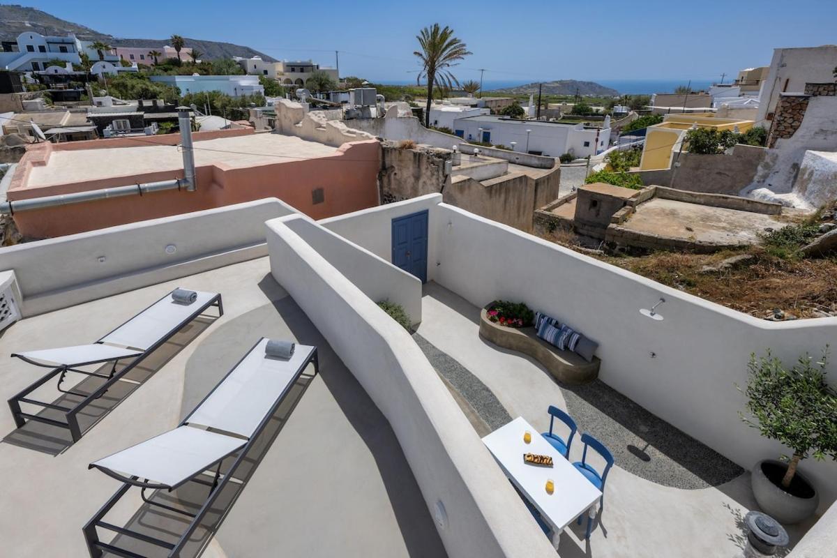 Villa Gilbert'S Cave With Cave Jacuzzi Megalochori  Exterior foto