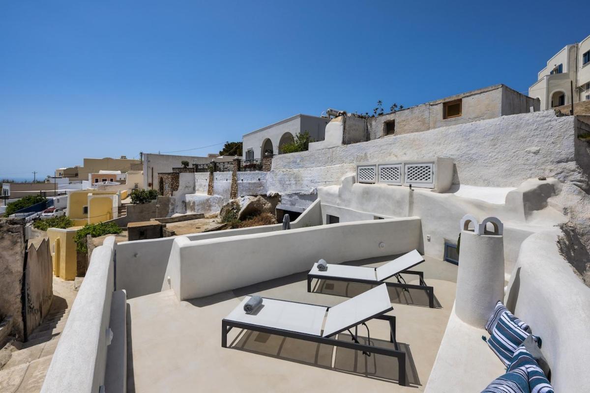 Villa Gilbert'S Cave With Cave Jacuzzi Megalochori  Exterior foto
